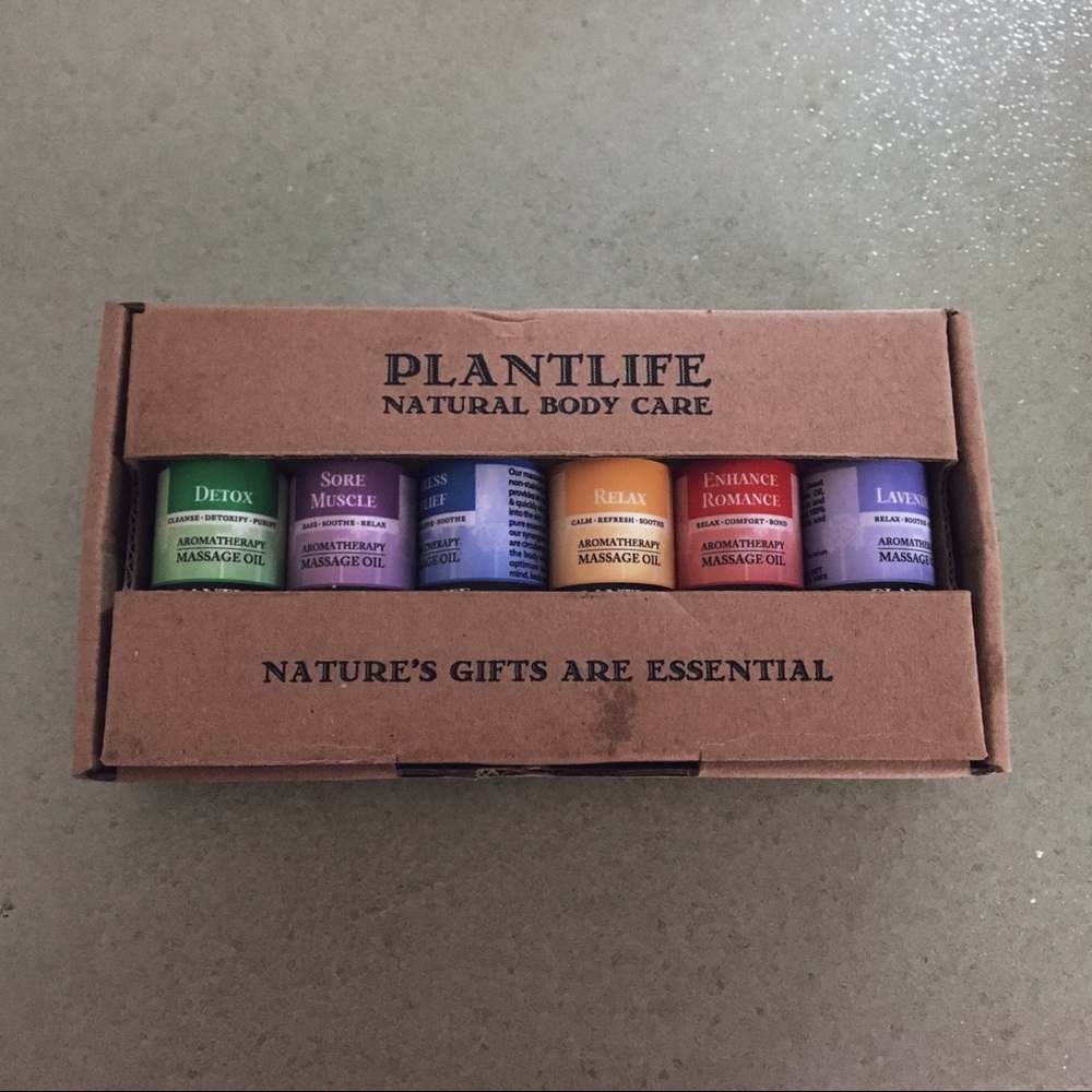• PlantLife Aromatherapy Massaging Oils •